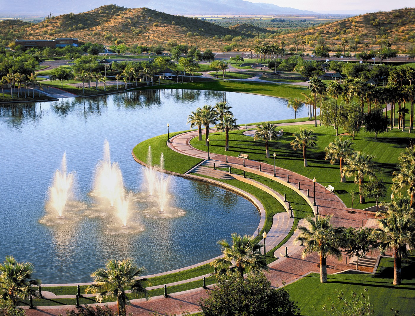 NorthLakeFountain-2.jpg
